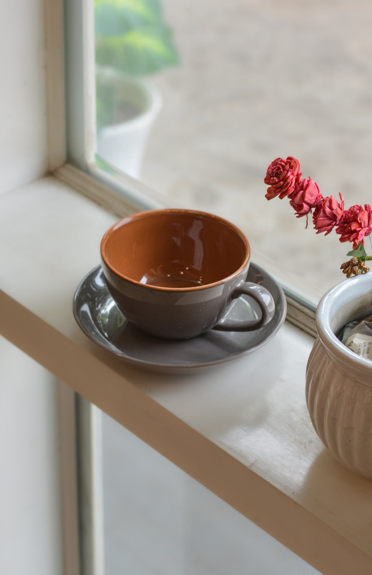 Textured Mug with Saucer