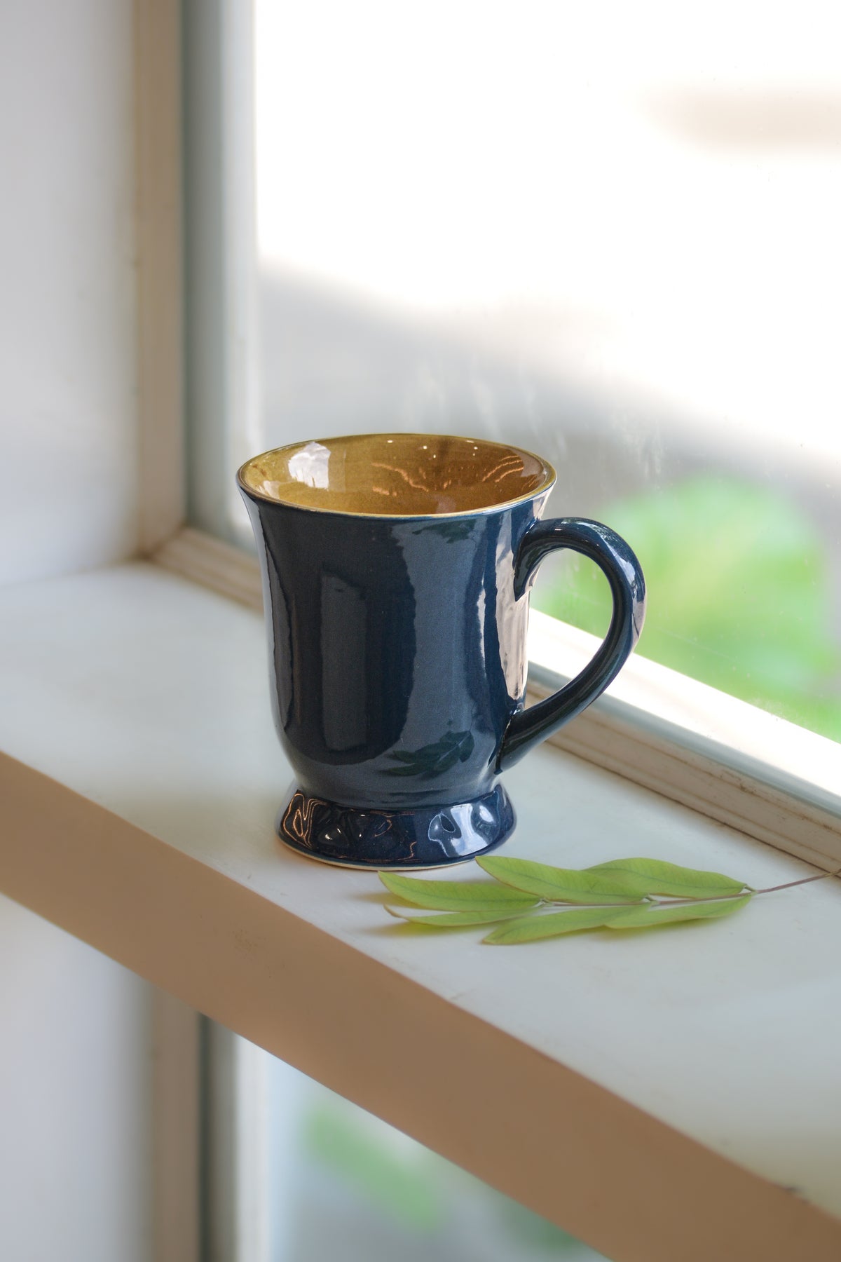 Black Glazed Coffee Mug