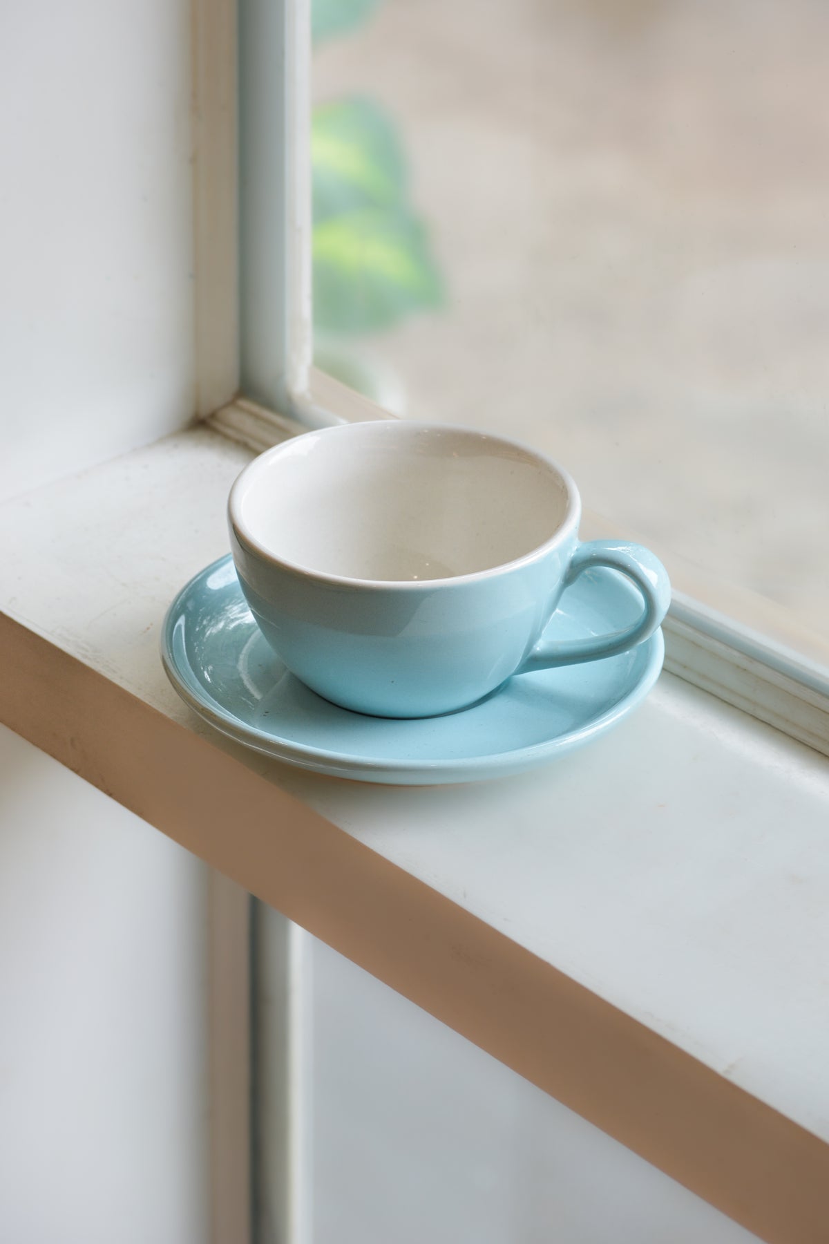 Textured Mug with Saucer