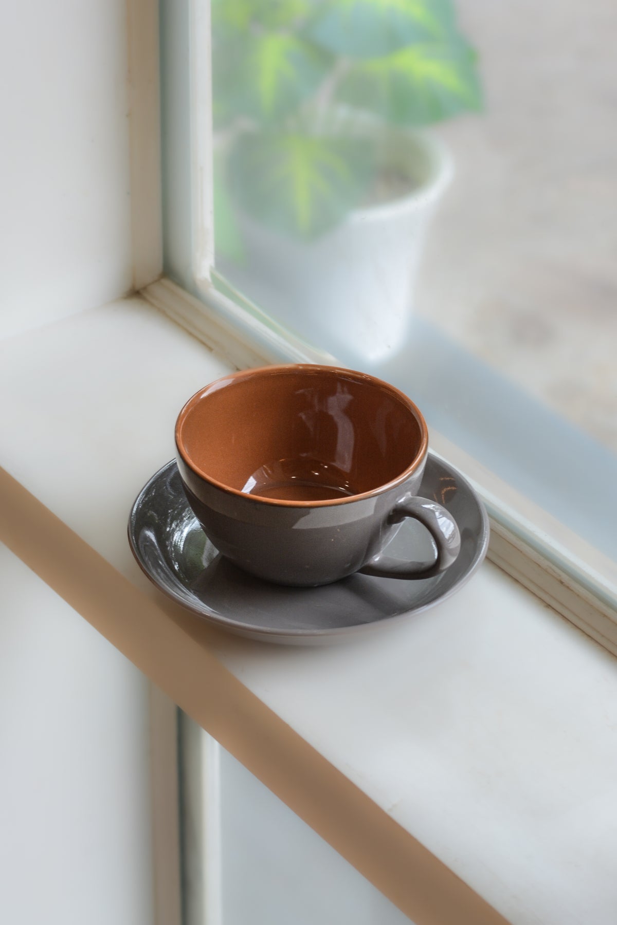 Textured Mug with Saucer