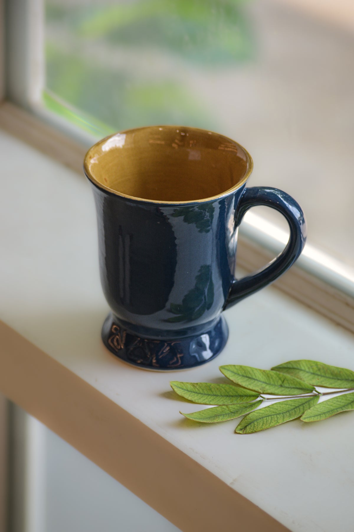 Black Glazed Coffee Mug